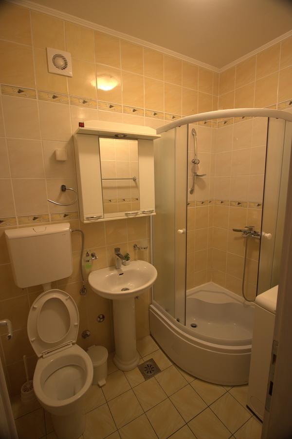 Lanterna Apartments Kotor Zewnętrze zdjęcie